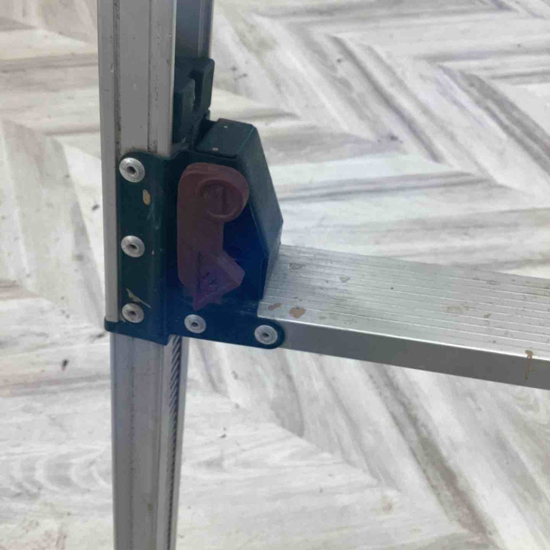 【店頭受取り限定】ピカコーポレイション 四脚アジャスト式足場台 DWX-W6908C【越谷店】