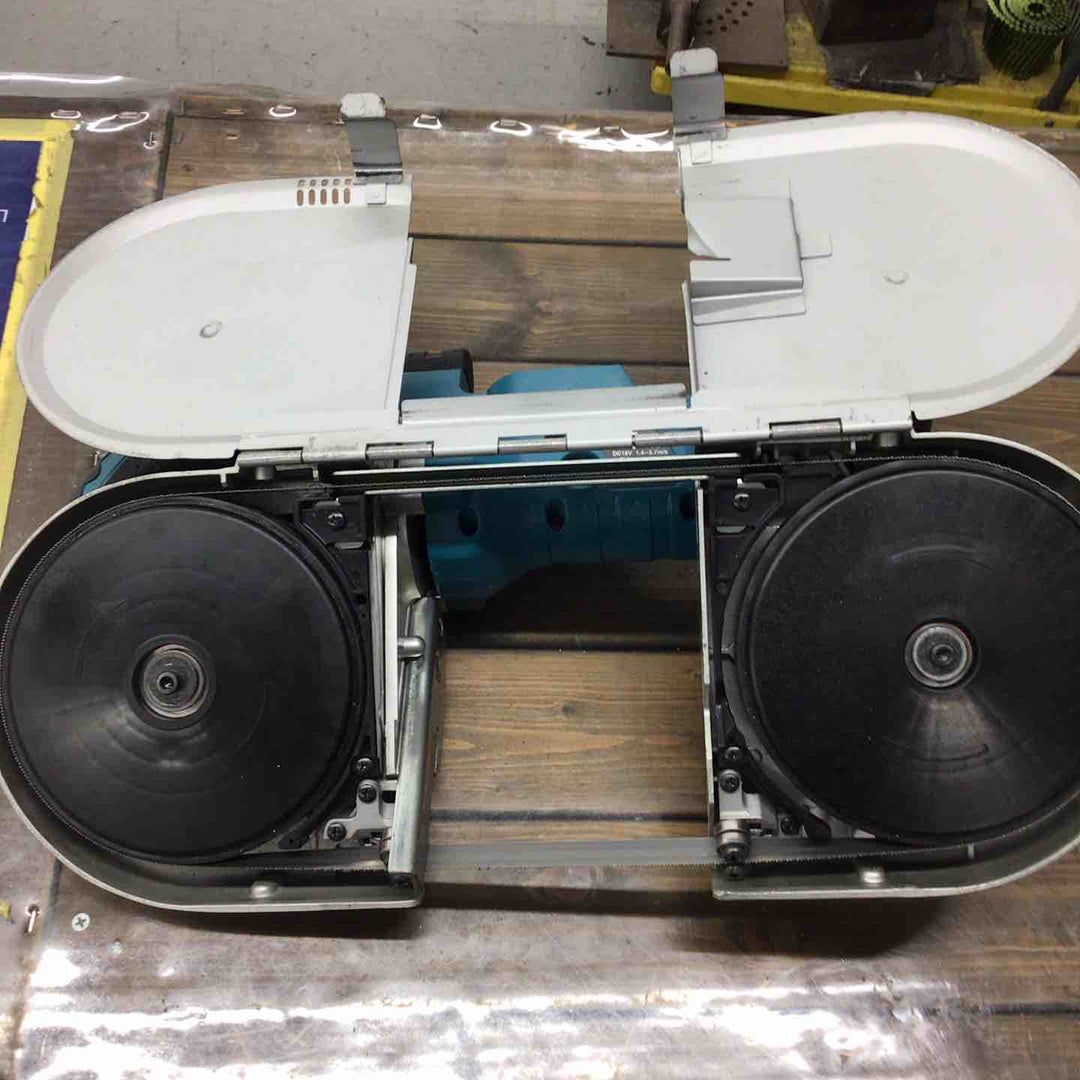 ★マキタ(makita) コードレスバンドソー PB180DZ【戸田店】