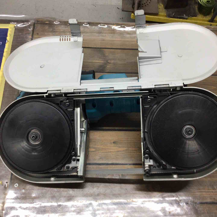 ★マキタ(makita) コードレスバンドソー PB180DZ【戸田店】