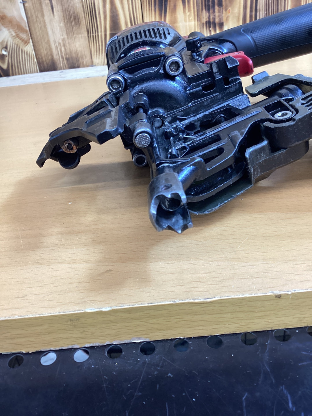 ◇マックス(MAX) 高圧エア釘打ち機 HN-65【越谷店】