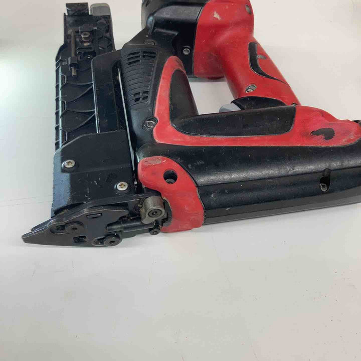 ☆マックス(MAX)18V コードレスフィニッシュネイラ TJ-35FN1 本体のみ【戸田店】