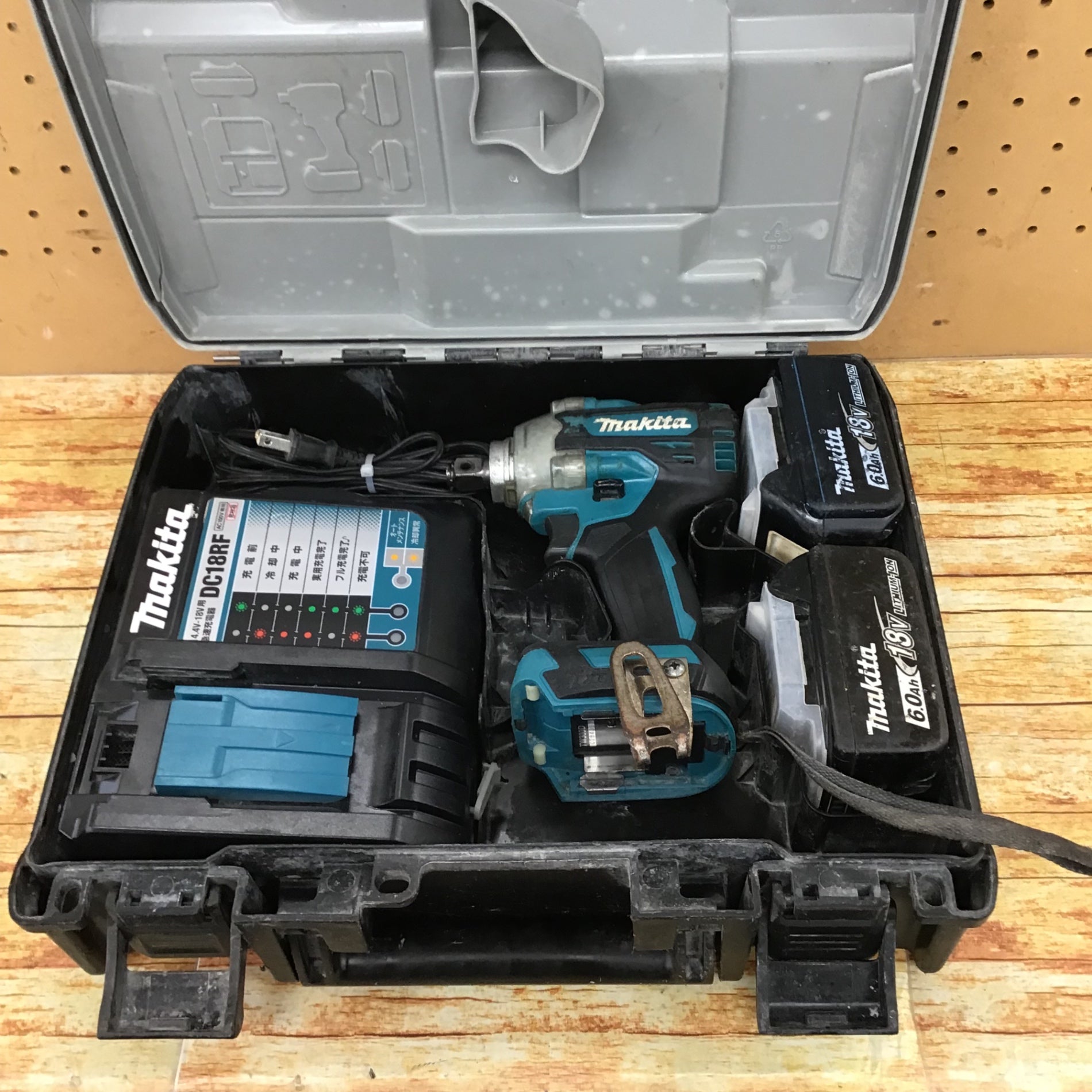 マキタ(makita) コードレスインパクトレンチ TW300DRGX【川崎店