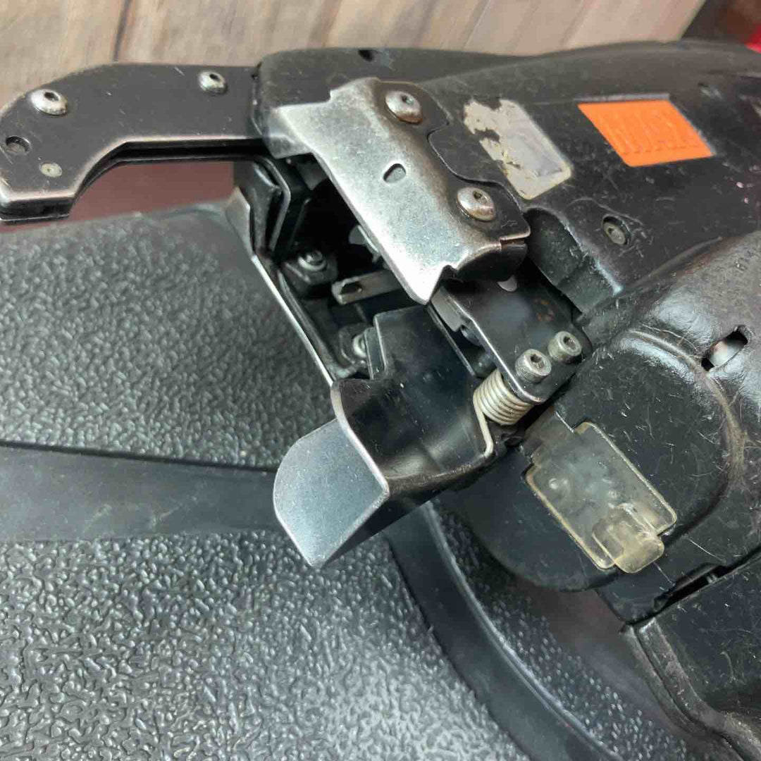【中古品】マックス(MAX) 鉄筋結束機 リバータイア RB-440T-B2CA/1440A バッテリー4個付属【東大和店】