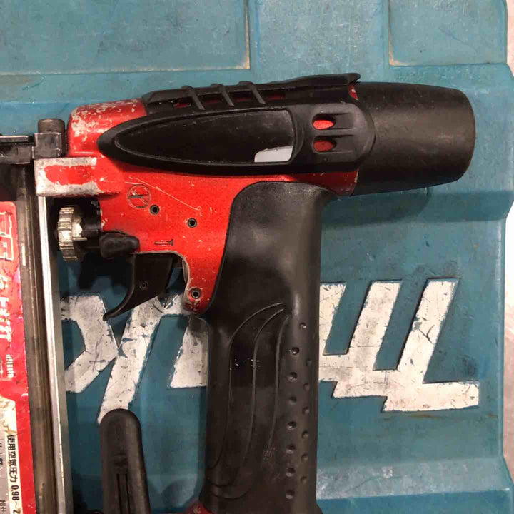 ★マキタ(makita) 高圧フィニッシュネイラ AF551H【川口店】
