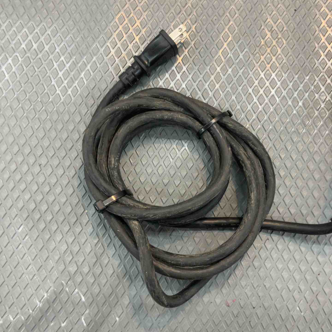 【中古品】マキタ(makita) 100mmディスクグラインダ 9533B【所沢店】