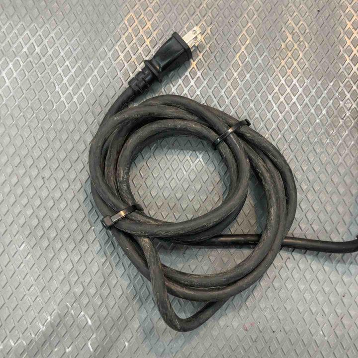 【中古品】マキタ(makita) 100mmディスクグラインダ 9533B【所沢店】