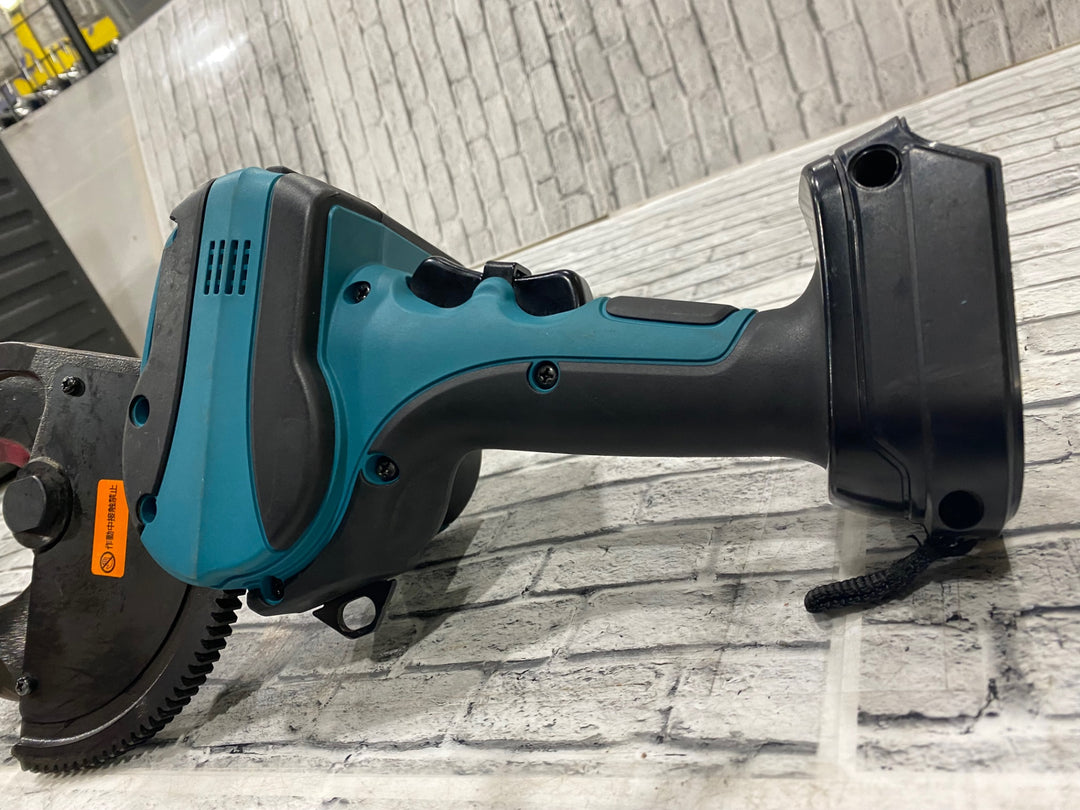 ★マキタ(makita) コードレスケーブルカッター TC101DRG【川口店】
