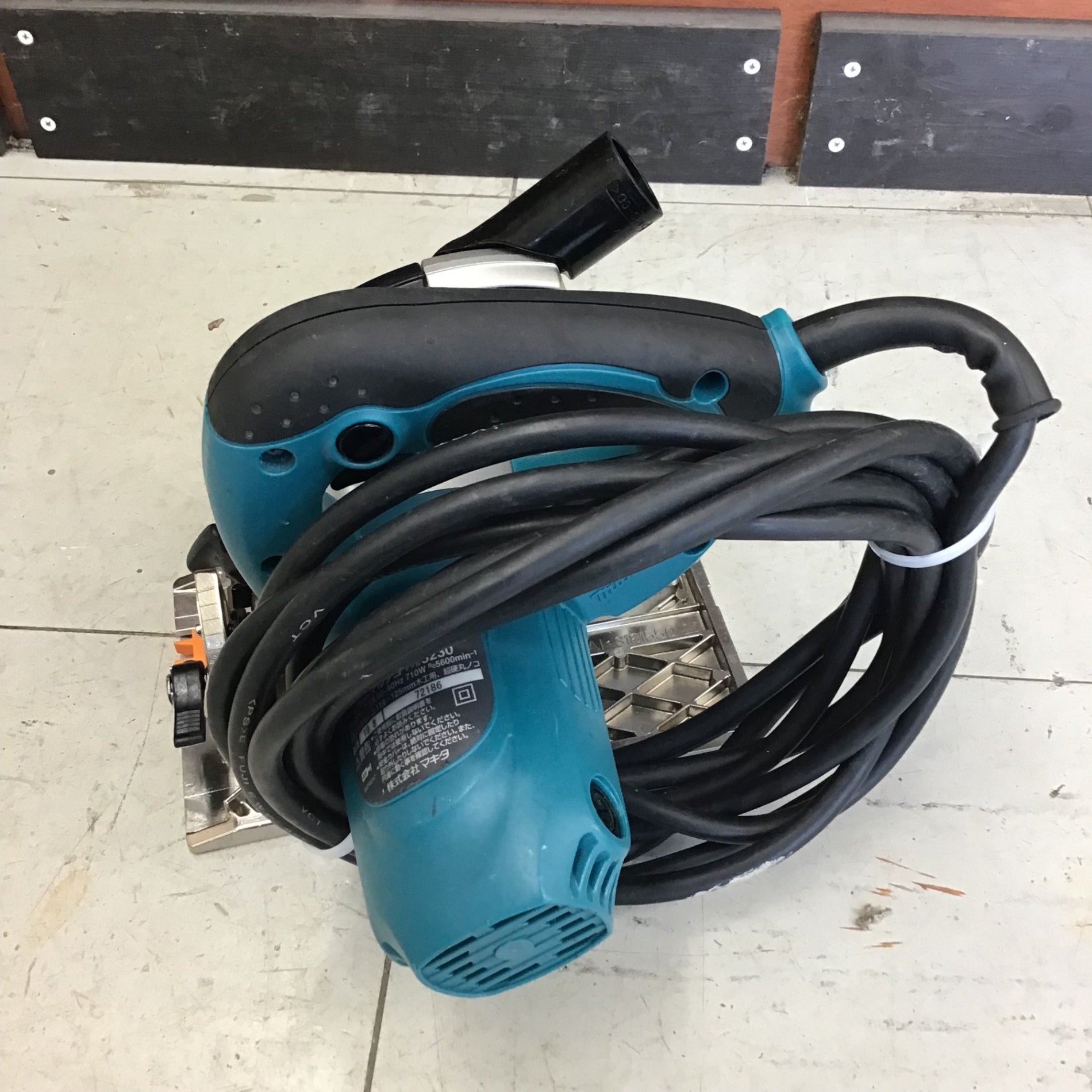 【中古品】 マキタ/makita 125mm電気マルノコ・5230 【鴻巣店】