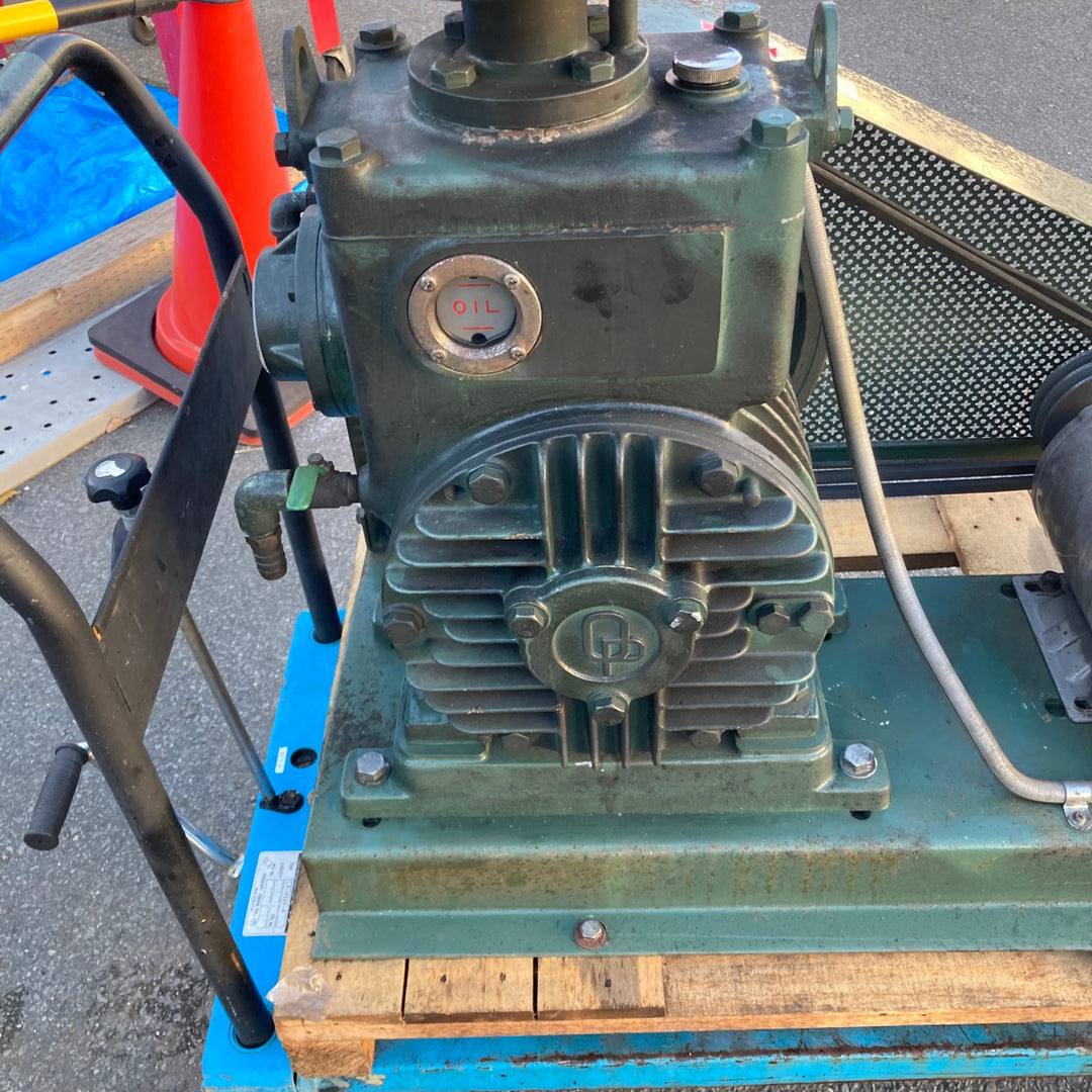 【中古品/店頭受取り限定】大阪機械製作所製品 真空ポンプ RV−2A 200V バキュームポンプ【東大和店】