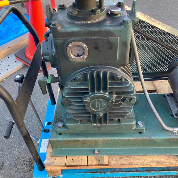 【中古品/店頭受取り限定】大阪機械製作所製品 真空ポンプ RV−2A 200V バキュームポンプ【東大和店】