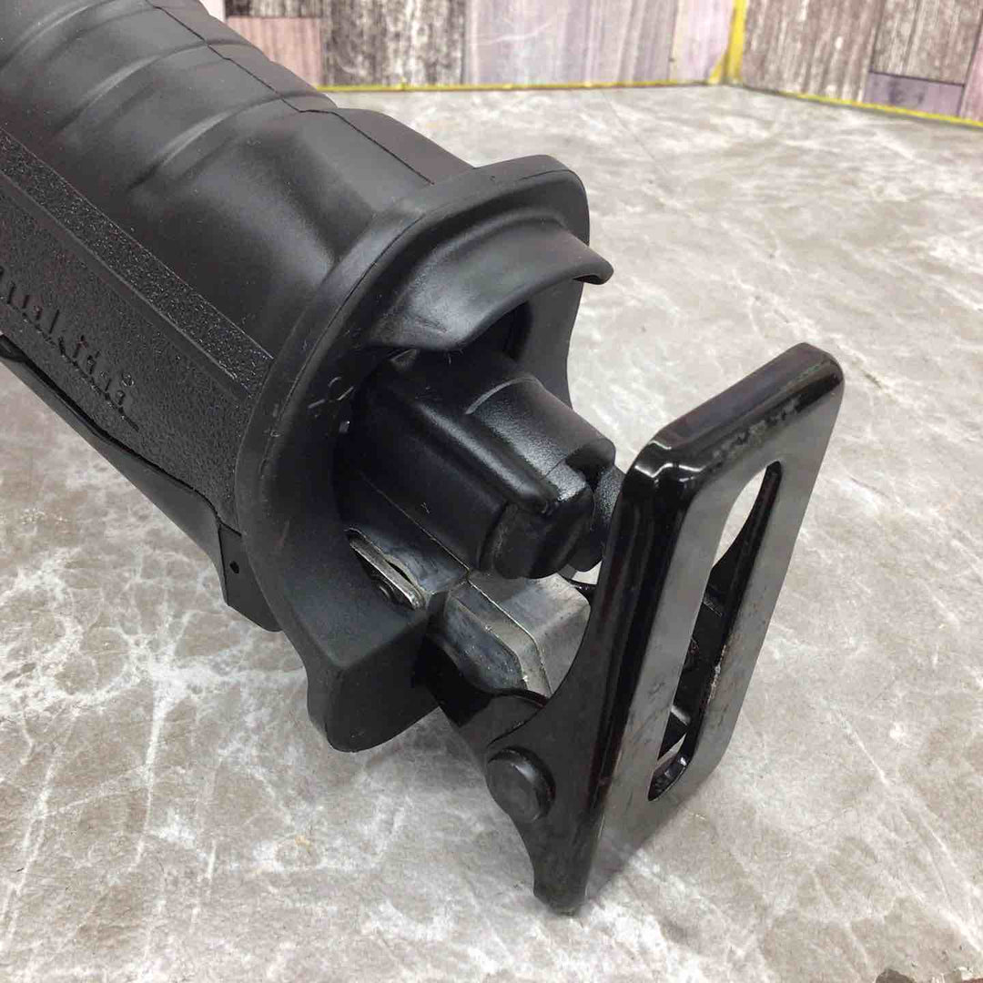 ★マキタ(makita) コードレスレシプロソー JR187DZ【八潮店】