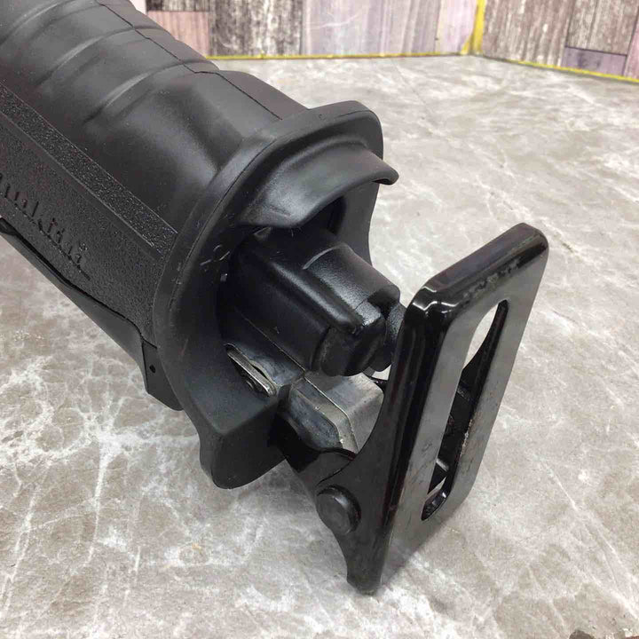 ★マキタ(makita) コードレスレシプロソー JR187DZ【八潮店】