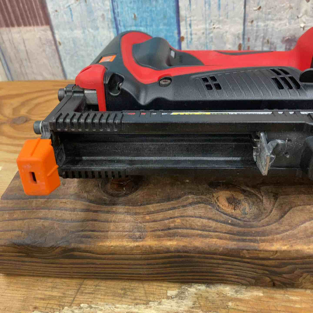 【中古品】★マックス(MAX) コードレスタッカ TJ-25/4J-BC/1850A 18V5.0Ahバッテリー付き フルセット【柏店】