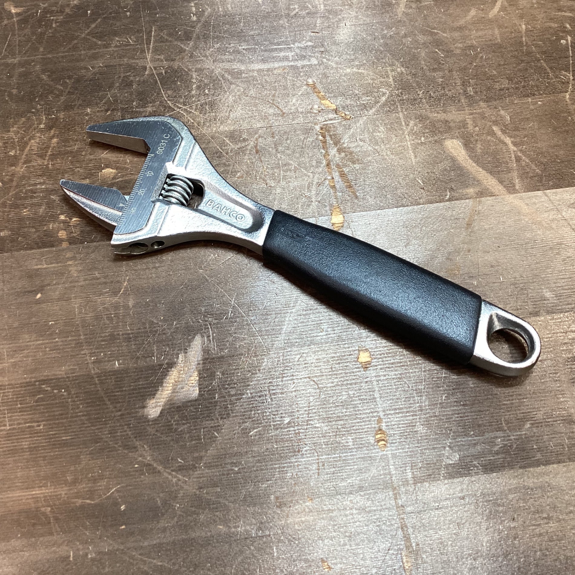 BAHCO(バーコ) Adjustable Wrench 大口モンキー 9033 Bahco 9071P Reversible Jaw Black Ergo Adjustable Wrench, 200mm