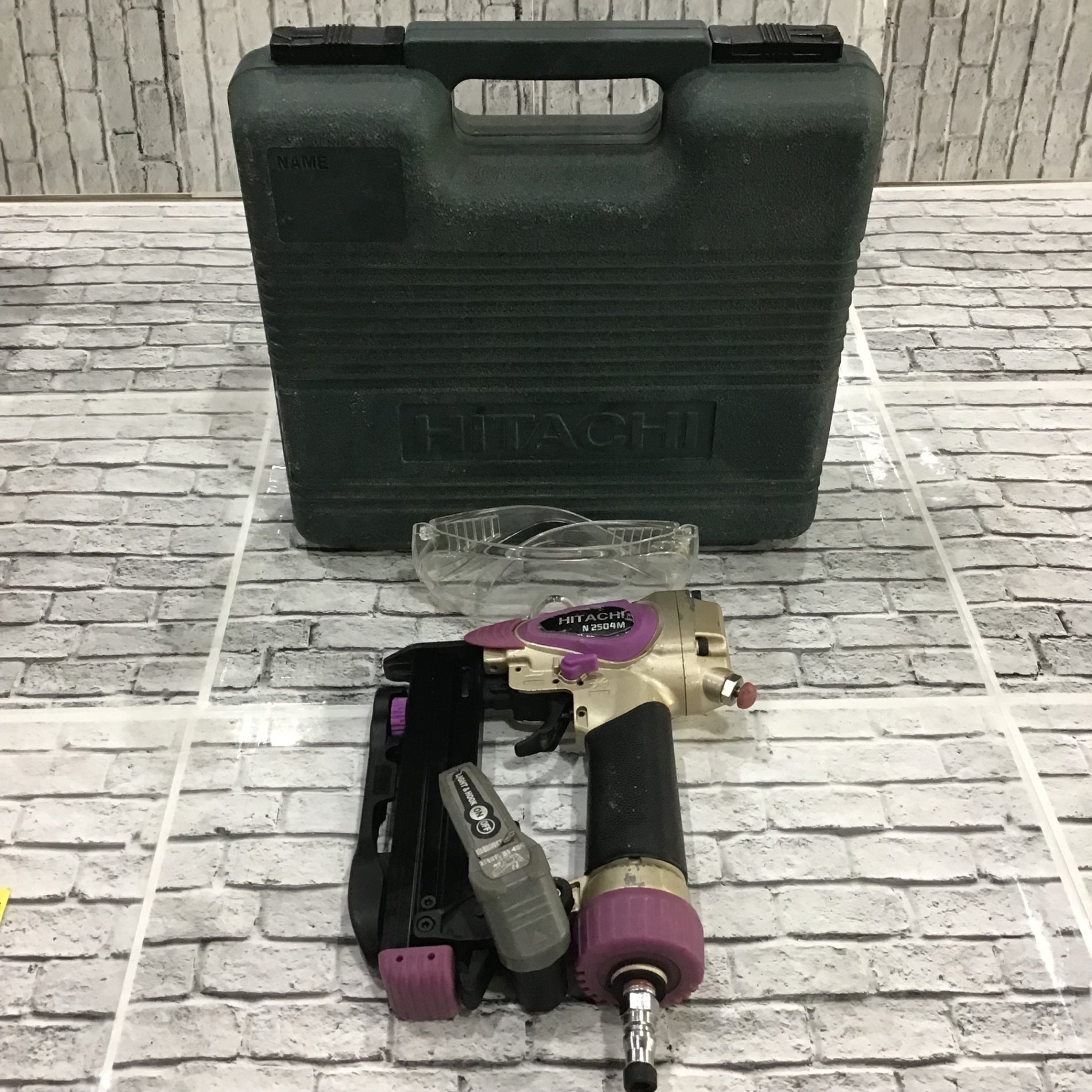 ☆ハイコーキ(HIKOKI ※旧:日立工機) 常圧エアタッカ N2504M【川口店