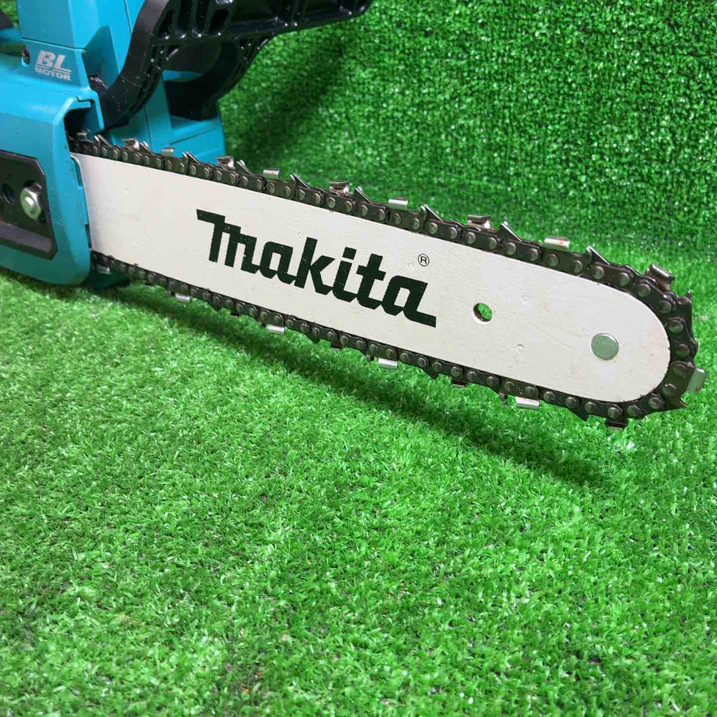 中古品】 マキタ(makita) コードレスチェーンソー MUC254DZ 【藤沢店