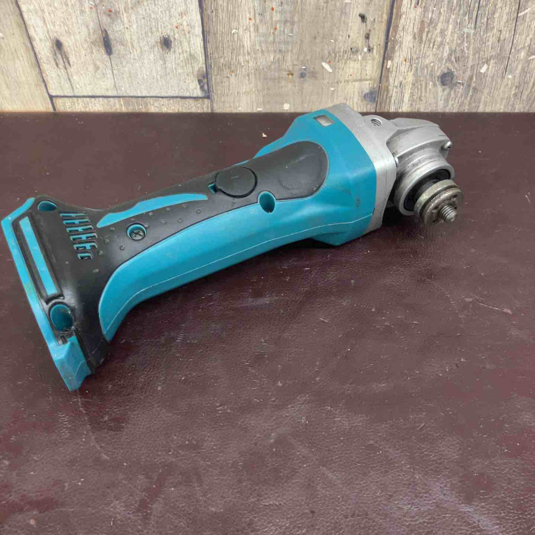 【中古品】 マキタ(makita) 100mmコードレスディスクグラインダー GA400DZ 【東大和店】