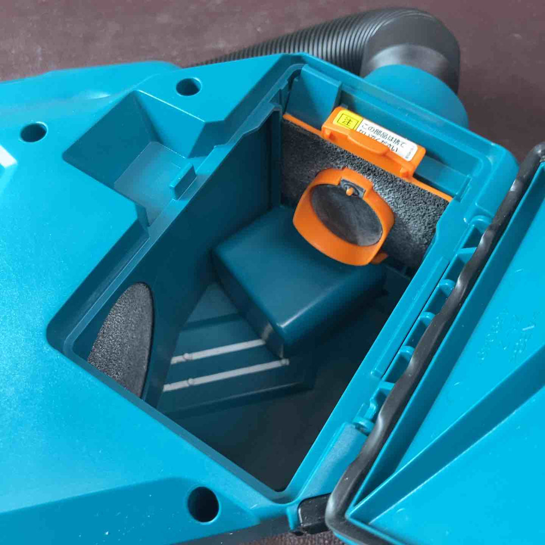 【中古品】マキタ(makita) コードレスクリーナ CL184DRF【東大和店】