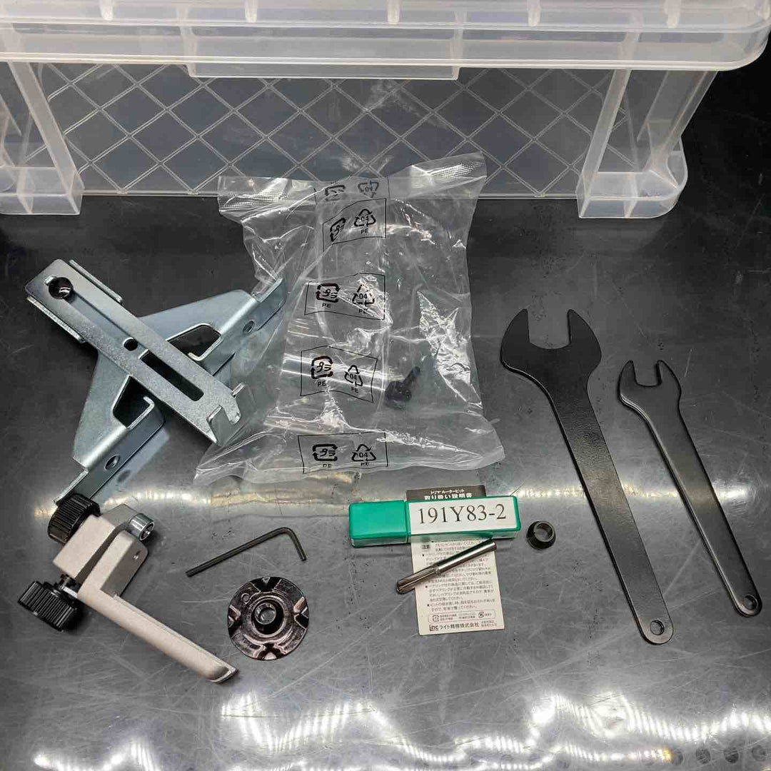 ★マキタ(makita) コードレストリマー RT50DZ【川越店】