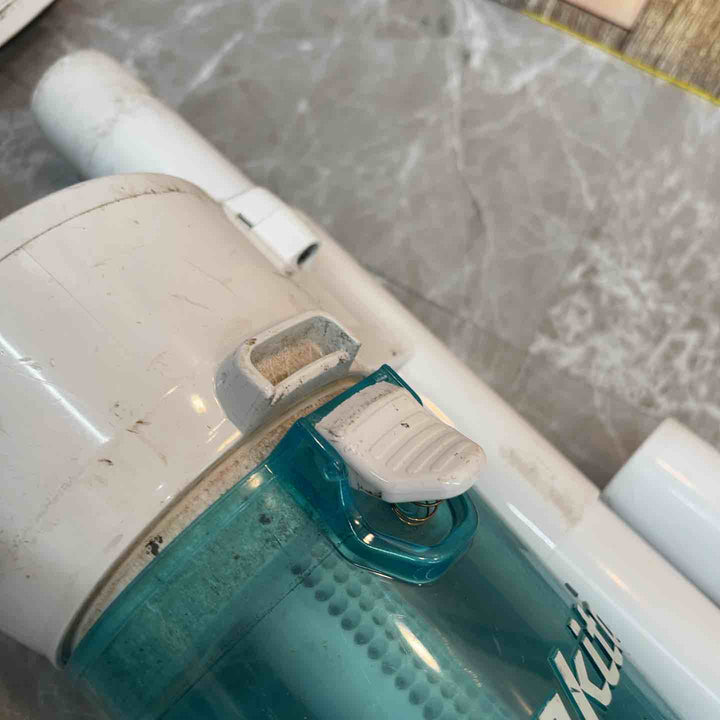 ◇マキタ(makita) コードレスクリーナー CL180FDZW【八潮店】