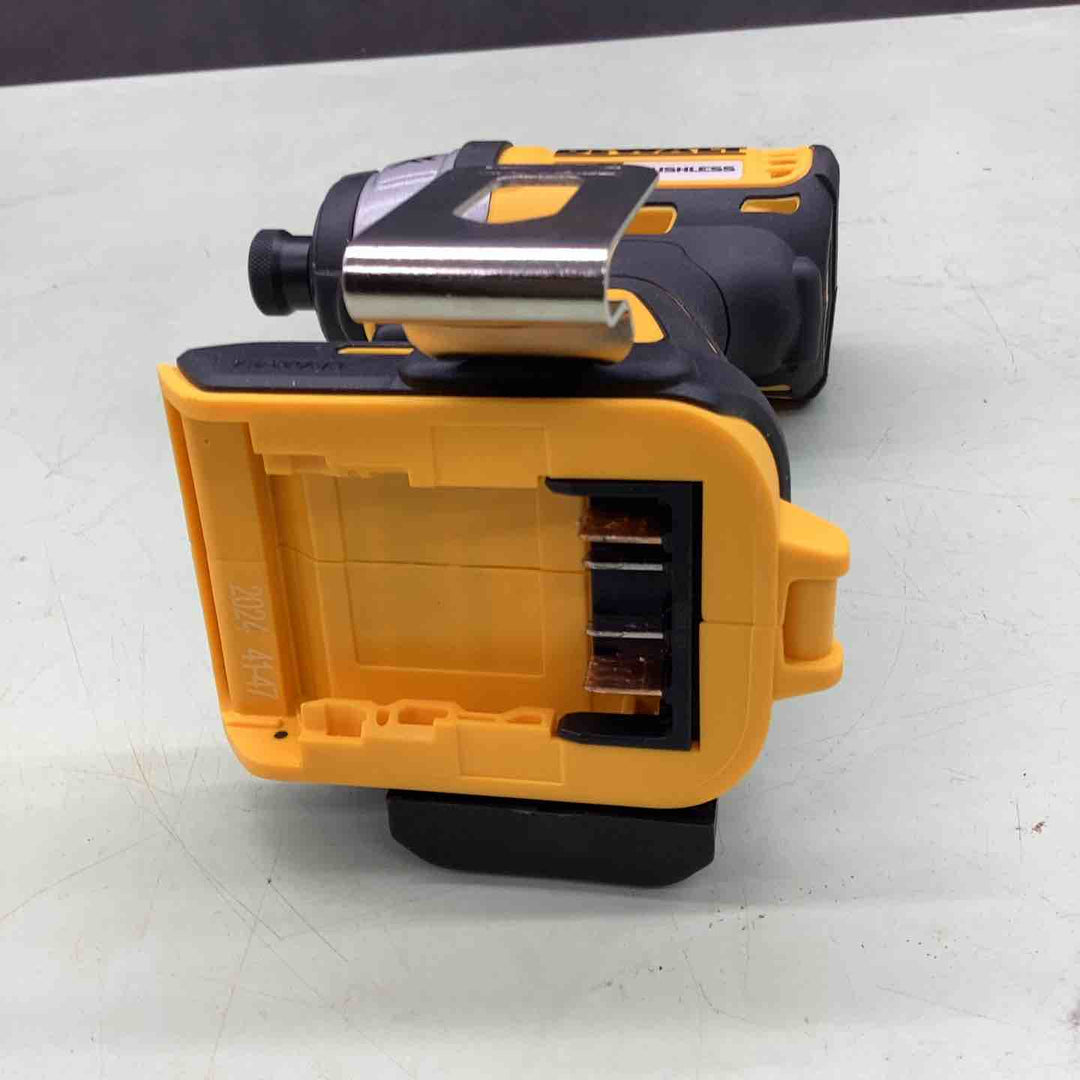 DEWALT インパクトドライバ DCF887M2【越谷店】