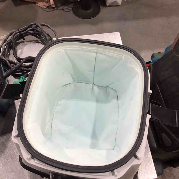 ★マキタ(makita) 集じん機 乾式 484(P)【川口店】