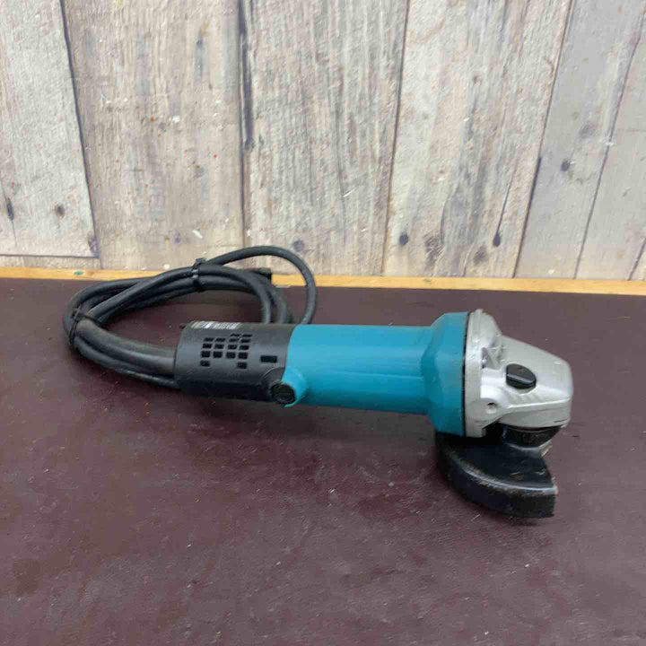【中古品】 マキタ(makita) 100mmディスクグラインダ 9533B 【東大和店】