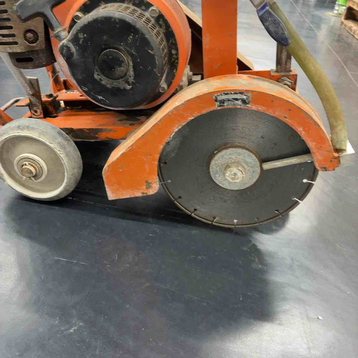 【店頭受取り限定】三笠産業 コンクリートカッター MCD-04A【藤沢店】