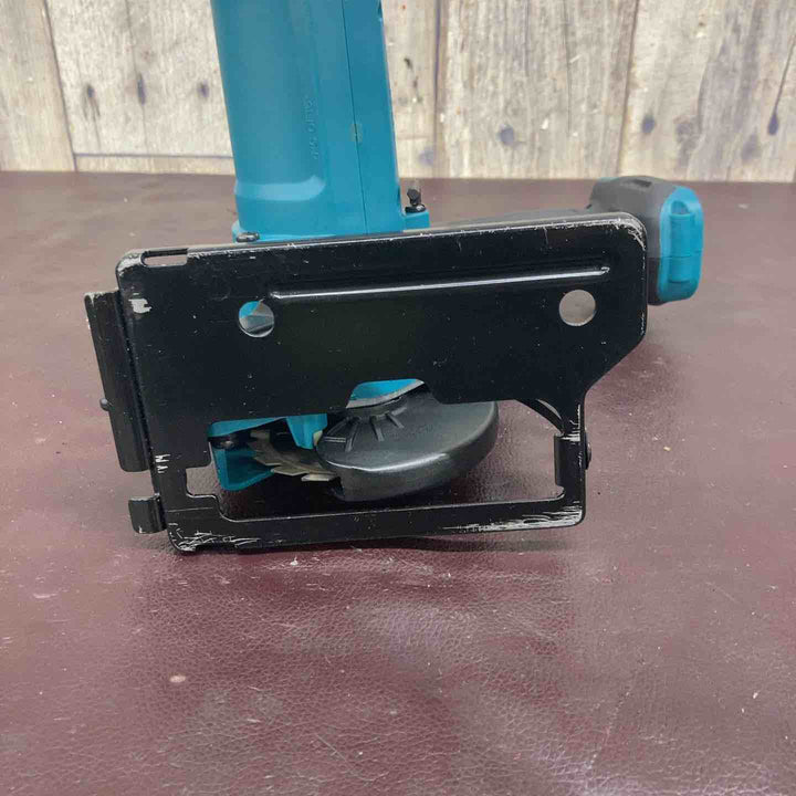 【中古品】マキタ(makita) コードレス丸のこ HS301DZ コードレスインパクトドライバー TD110DZ 2台セット バッテリー付属【東大和店】