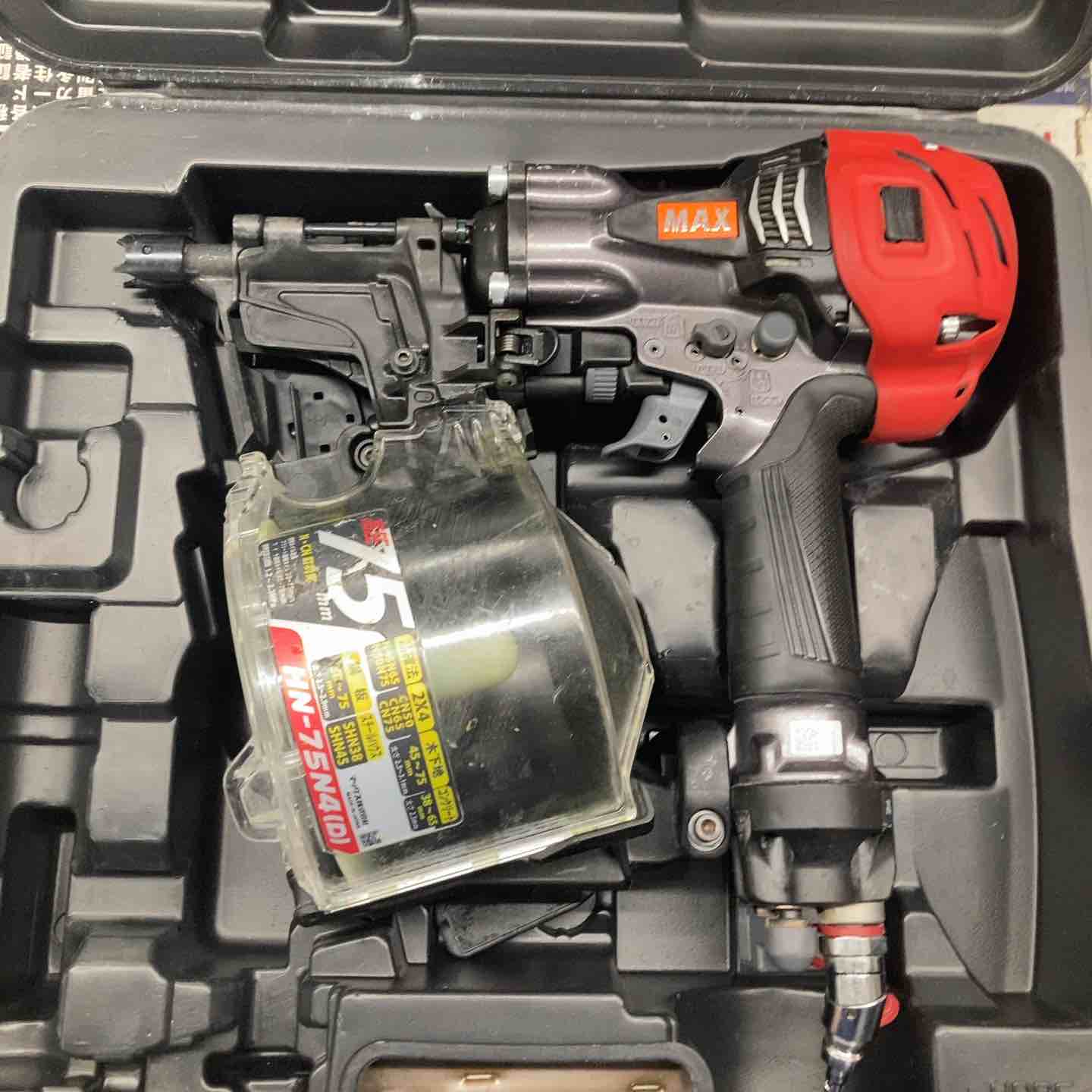 中古品 □ MAX 高圧エア釘打ち機 HN-75N4(D)-G □ C □ IT6KCUMYGL73 HN-75N4(D)シリーズの製品詳細ページ | 高圧コイルネイラ[釘打機](釘