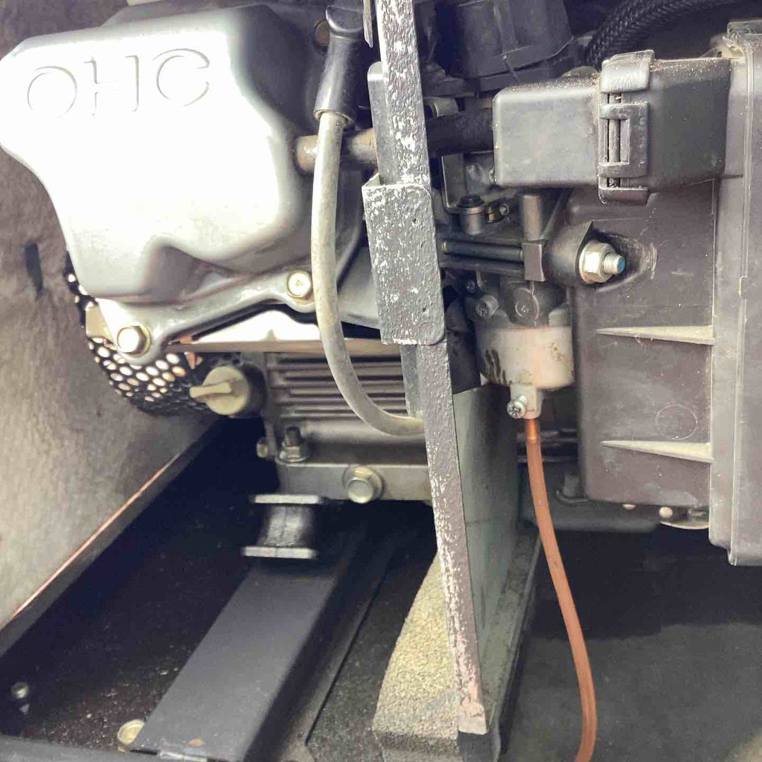 【店頭受取り限定】SUBARU スバル インバーター発電機 SGi25S　1023ｈ【越谷店】