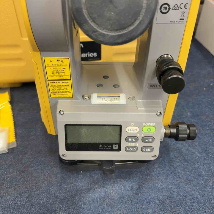 【店頭受取り限定】 ※未校正・保証なし トプコン デジタルセオドライト 三脚セット DT-300【八潮店】