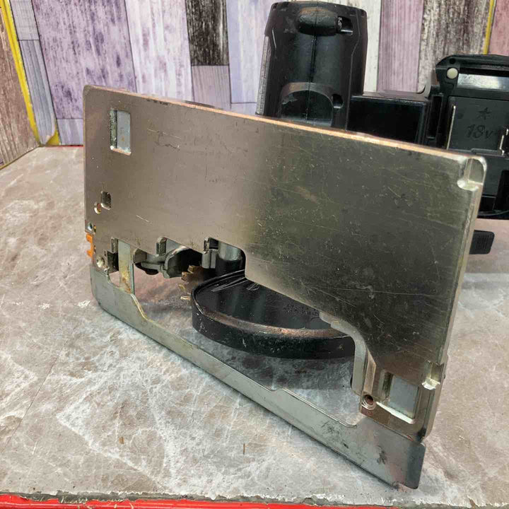 【中古品】マキタ makita 18V 125㎜ コードレス丸のこ HS471DZB サブベース歪みあり【八潮店】
