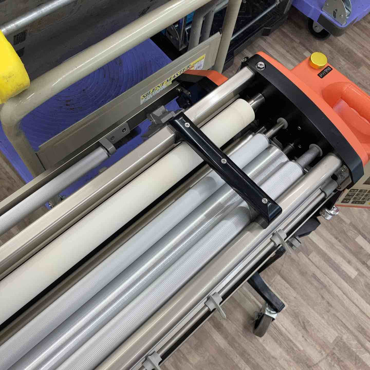 【店頭受取り限定】◇ヤヨイ化学(YAYOI) 自動壁紙糊付機 コータックス ショウ COATAX SHO 401-220【柏店】