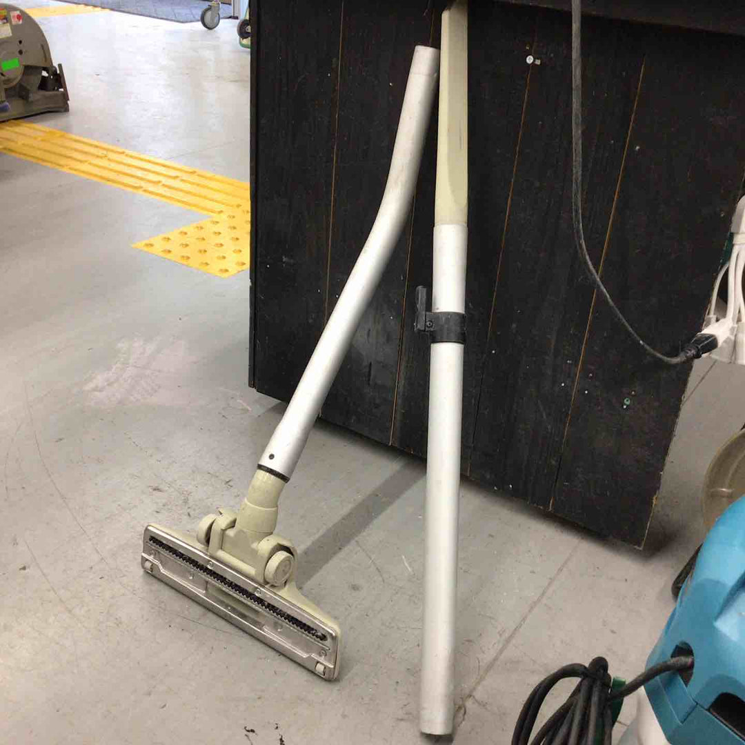 ★マキタ(makita) 集じん機 乾湿両用 VC0820【戸田店】
