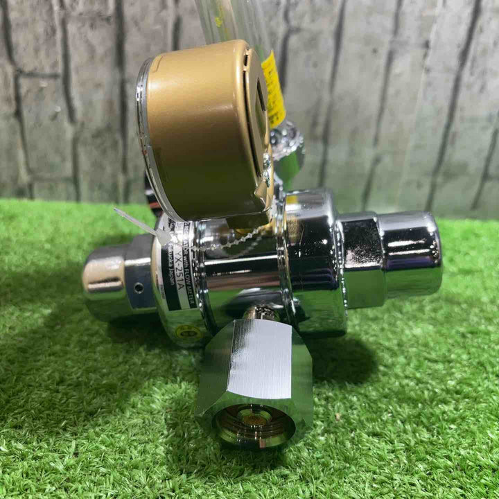 ▼パナソニック　アルゴンガス調整器　YX-251A【川口店】