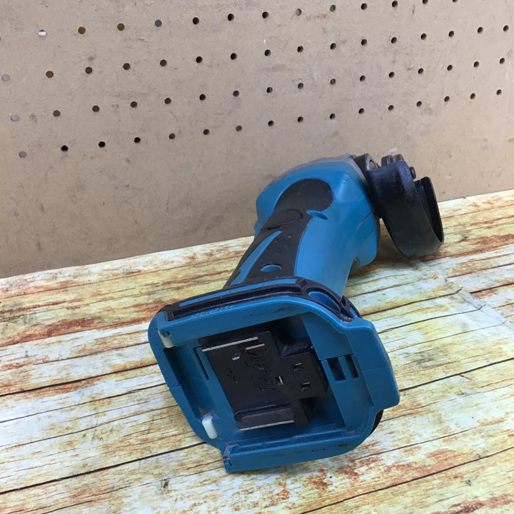 マキタ(makita) 100mmコードレスディスクグラインダー GA400DZ【川崎店】