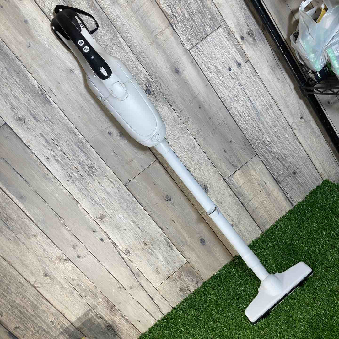 ☆マキタ(makita) コードレスクリーナ 18V CL182FDZW 本体のみ【戸田店】