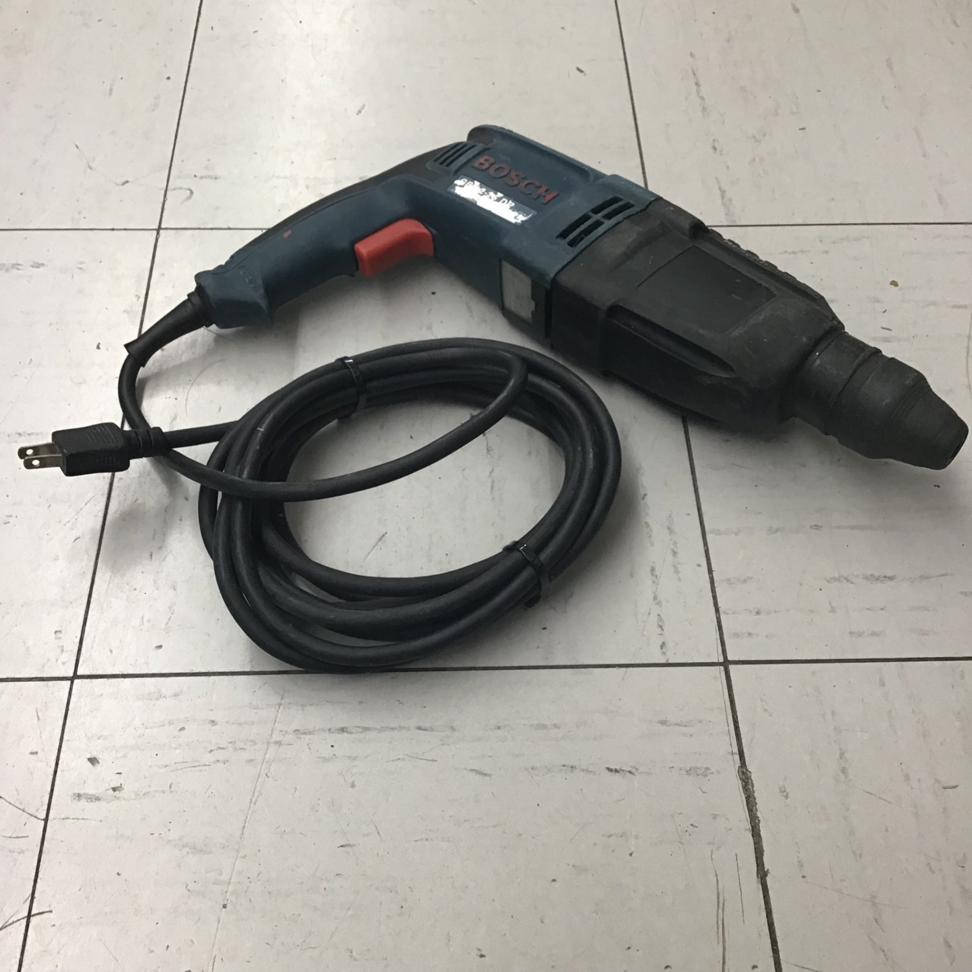 現状品】 ボッシュ/BOSCH ハンマドリル GBH2-22RE 【鴻巣店】 – アクト