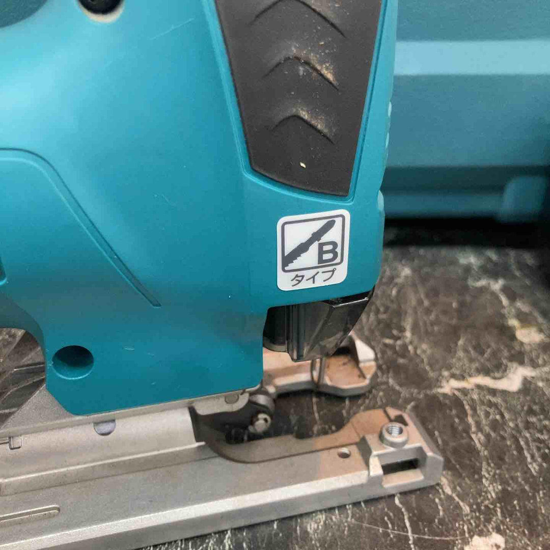 ☆マキタ(makita) コードレスジグソー JV142DRF【八潮店】
