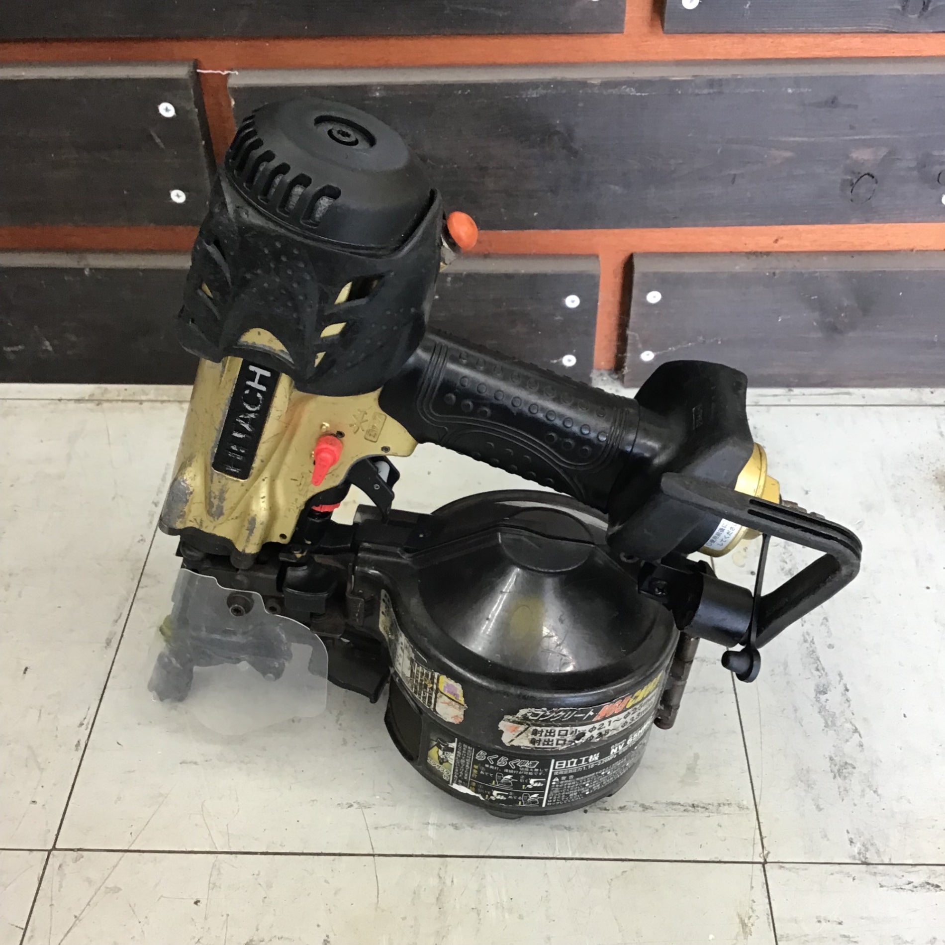 中古品】 ハイコーキ/HIKOKI 高圧エア釘打ち機・NV65HMC 【鴻巣店
