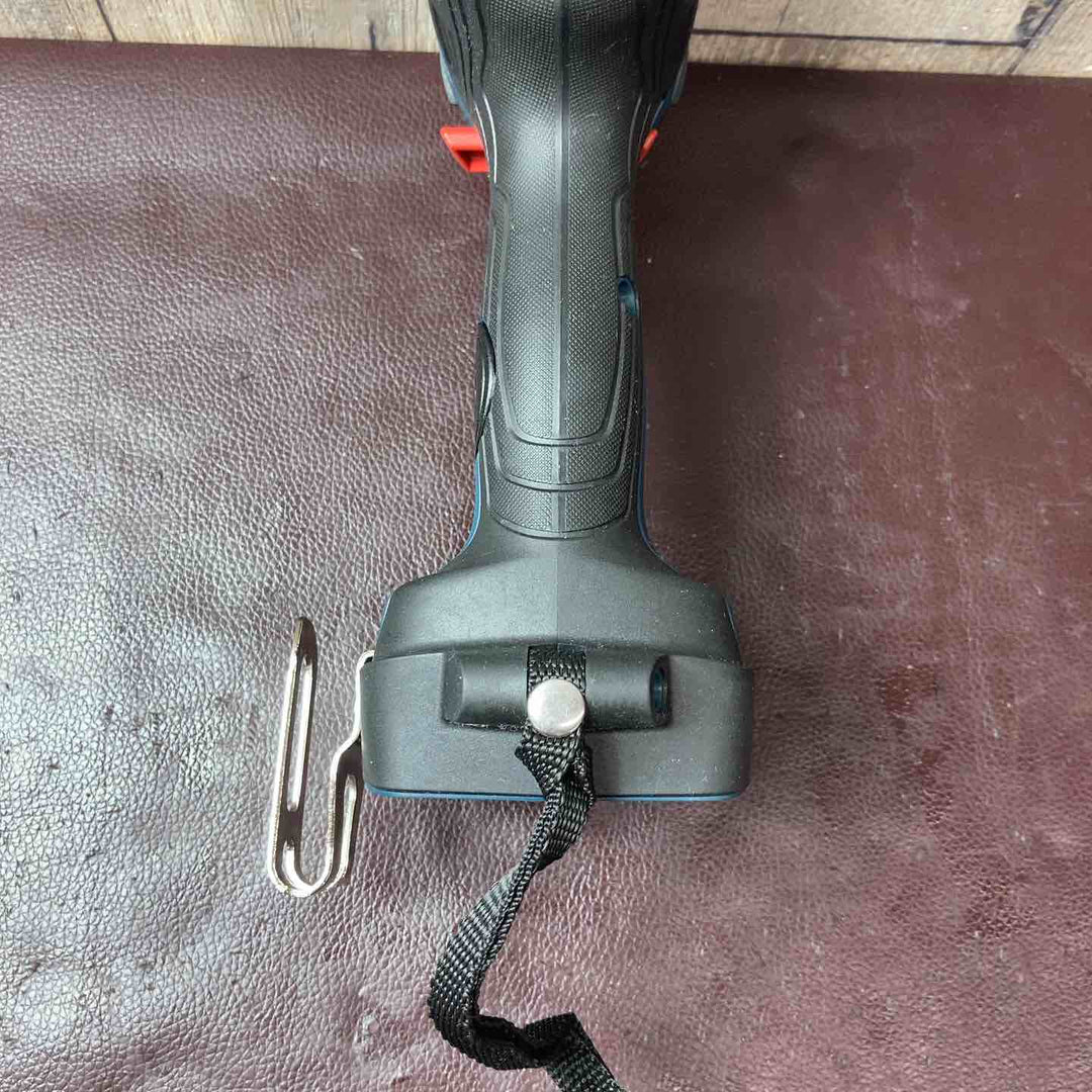 【中古美品】 ボッシュ(BOSCH) コードレスインパクトドライバー GDR18V-200C 【東大和店】