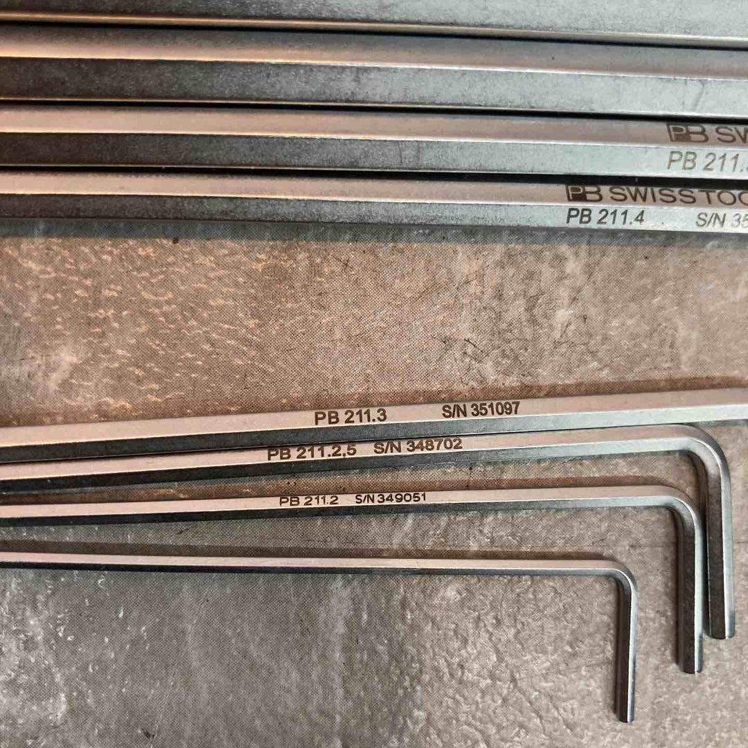 PB SWISS TOOLS(スイスツールズ) ホルダー付六角レンチセット ロング 9本組 (211.H-10) 1.5mm～10mm【八潮店】