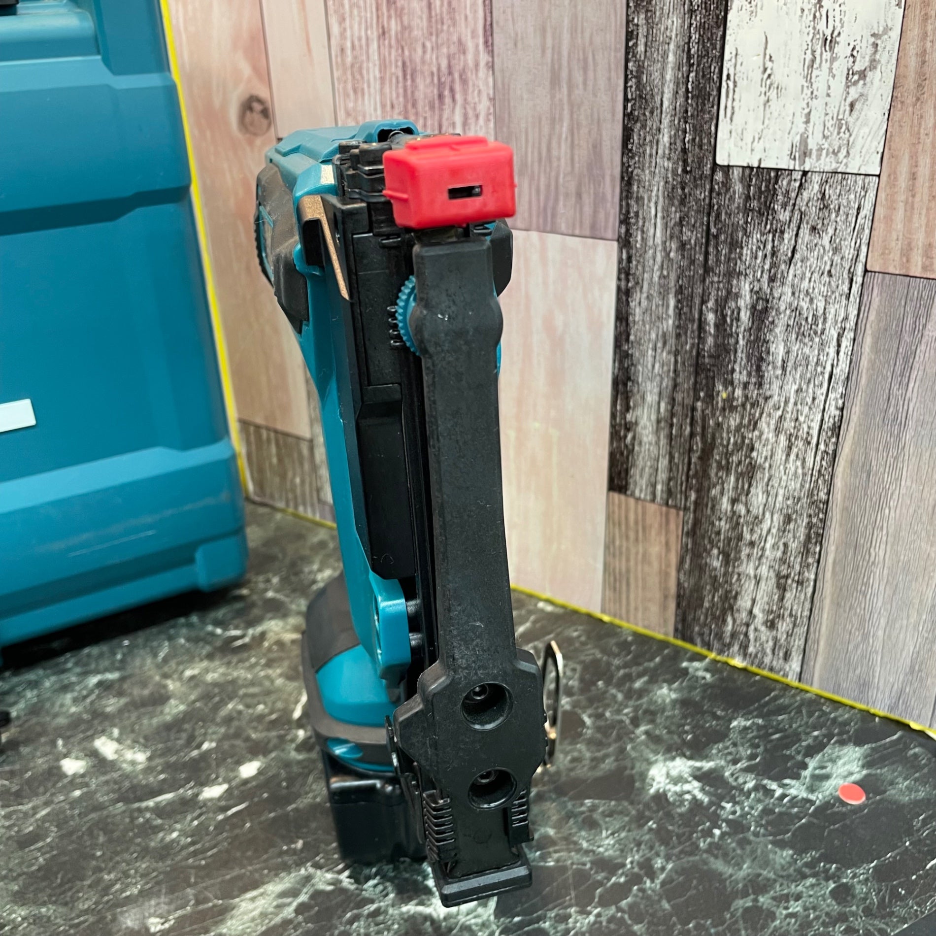 ★マキタ(makita) コードレスタッカ ST421DRG【八潮店】 ☆マキタ(makita) コードレスタッカ ST421DRG【八潮店】 – アクト