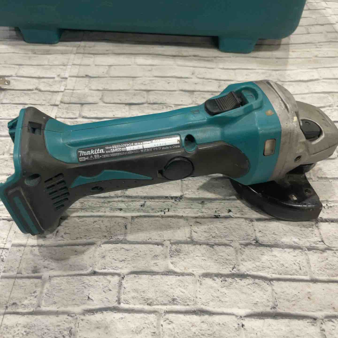 ◇マキタ(makita) コードレスディスクグラインダー GA402DRG ◇マキタ(makita) コードレスディスクグラインダー GA402DRG