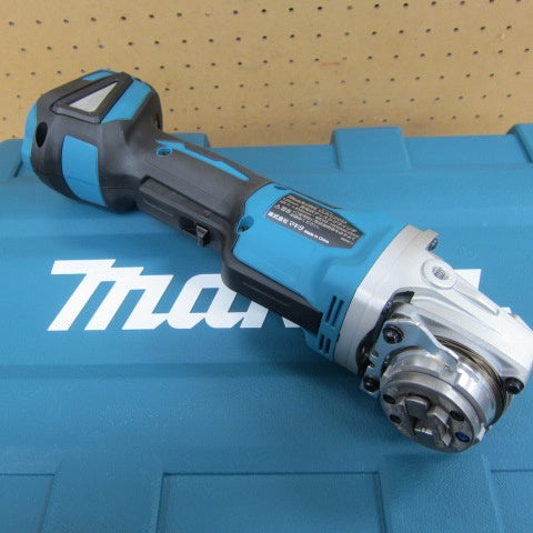 マキタ(makita) 18V 125mmコードレスディスクグラインダ モデル：GA520DRGX【川崎店】