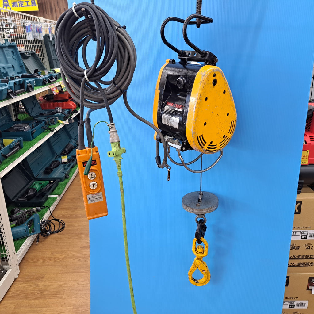 値下げしました!【中古】リョービ RYOBI WI-61C 小型ウインチ 最大捲上荷重60㎏ 揚程14m リモコン付き【ハンズクラフト佐賀】 ◇リョービ(RYOBI) ウインチ WI-61C(31M)【岩槻店】 – アクトツール
