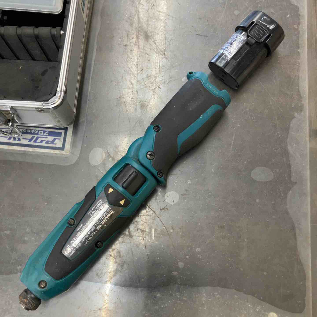 ☆マキタ(makita) 充電式ペンインパクトドライバ TD021DS【鴻巣店】