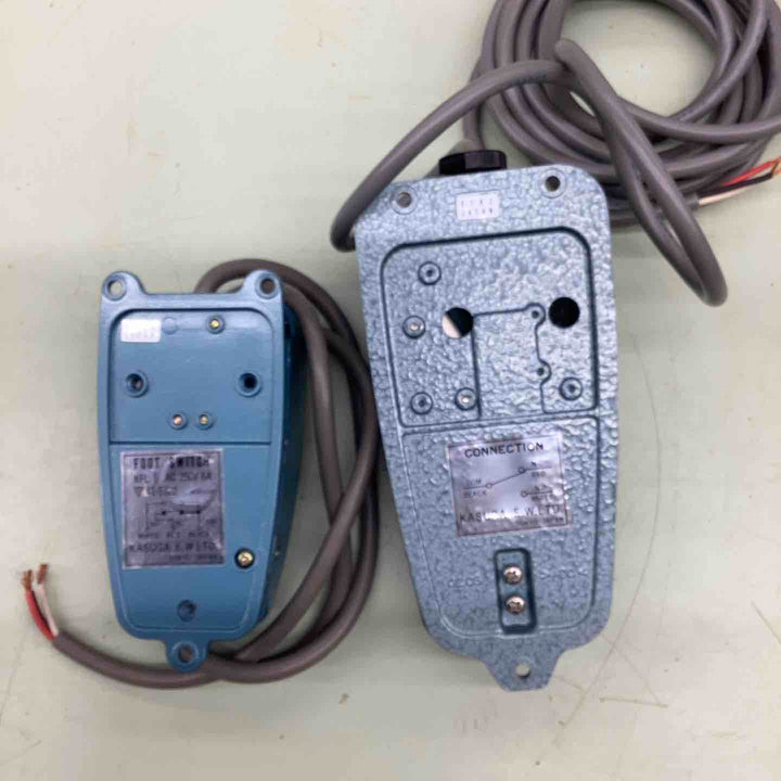 KASUGA フットスイッチ　Foot Switch　KFW1 kfｗ1 LFL1 kfl1春日電機　2個セット　【越谷店】