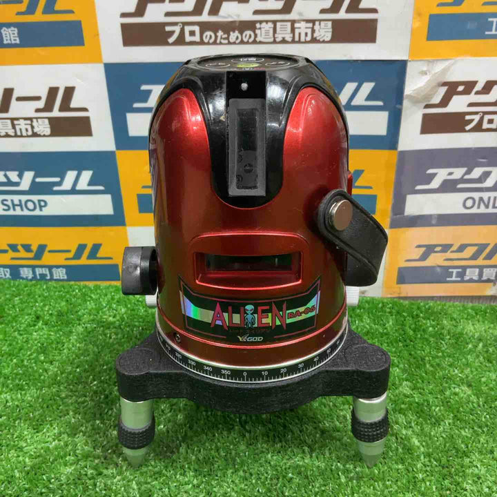 ◇山真製鋸(YAMASHIN) レッドエイリアン レーザー墨出し機 RA-06【草加店】